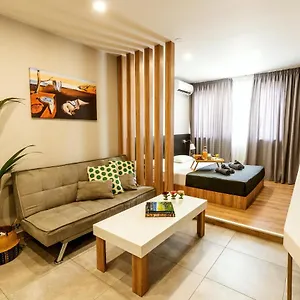 Unique Experience Apartment's Appartamento Salonicco
